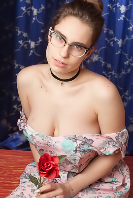 Liza Loo Flaunts Her Shaved Pussy And Large Breasts In Alluring Poses