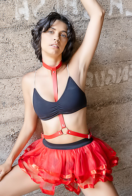 Kensi Perfect Body And Gorgeous Features Captured By Tora
